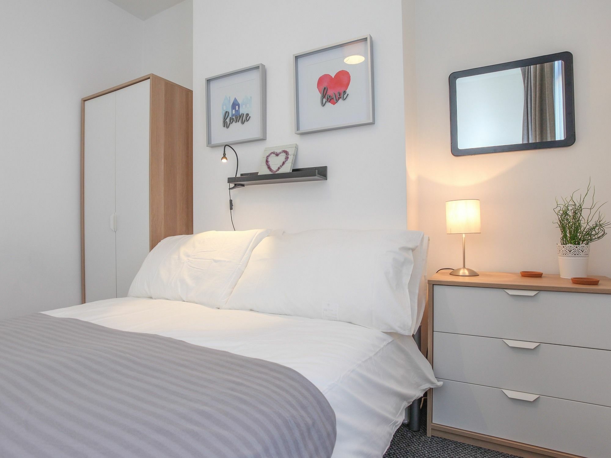Kingston Serviced Accommodation - Donegall Avenue Белфаст Экстерьер фото